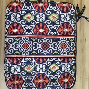 Vera Bradley red blue green tribal Pattern Laptop Case